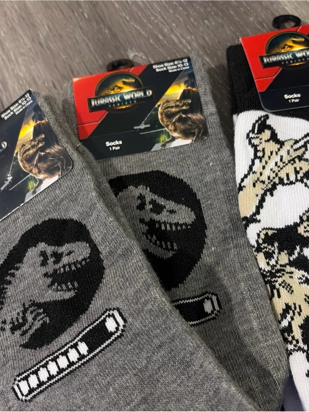 Lot of 3 Jurassic world Men's  Crew Socks - Gray & White